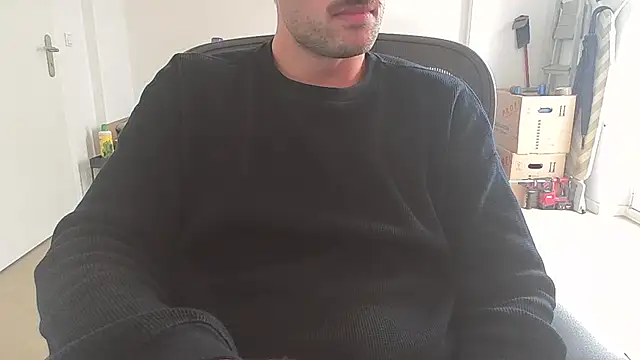 taallguyy 196 online show from September 30, 11:04 am