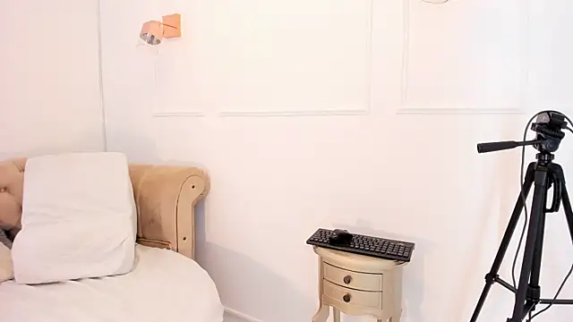 khloeblake online show from January 24, 10:53 am