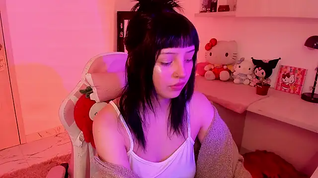 Snapshot of Francesca1_ chatting on January 23, 3:43 pm Francesca1  online show from January 23, 3:43 pm