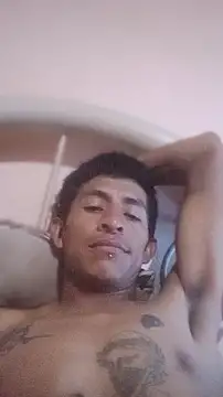 carloshot31 online show from May 12, 7:05 am