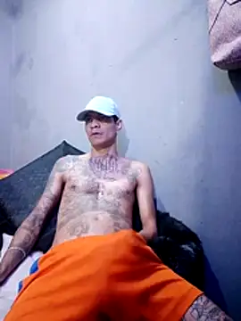 Snapshot of tureygiovani chatting on December 1, 8:30 am tureygiovani online show from December 1, 8:30 am