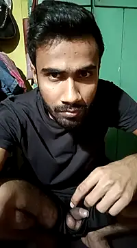 Snapshot of Skinny_Bigass_23 chatting on January 20, 6:21 pm Skinny Bigass 23 online show from January 20, 6:21 pm