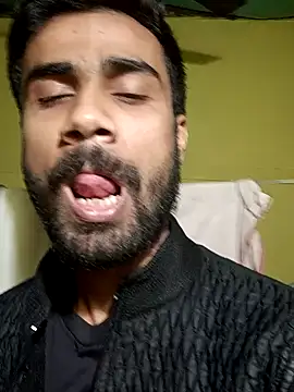 Snapshot of Skinny_Bigass_23 chatting on February 1, 7:02 pm Skinny Bigass 23 online show from February 1, 7:02 pm