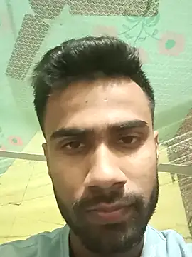 Snapshot of Skinny_Bigass_23 chatting on February 25, 7:47 pm Skinny Bigass 23 online show from February 25, 7:47 pm