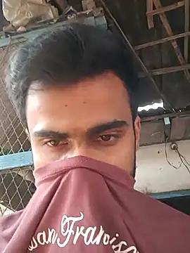 Snapshot of Skinny_Bigass_23 chatting on March 20, 7:25 am Skinny Bigass 23 online show from March 20, 7:25 am