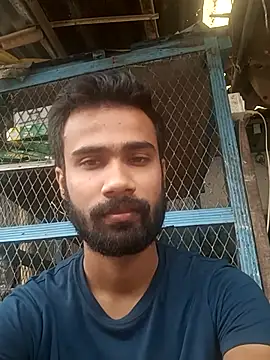 Snapshot of Skinny_Bigass_23 chatting on September 9, 6:35 am Skinny Bigass 23 online show from September 9, 6:35 am