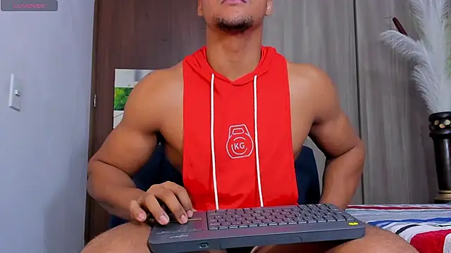 AnthonyWhite24 online show from February 15, 10:00 am