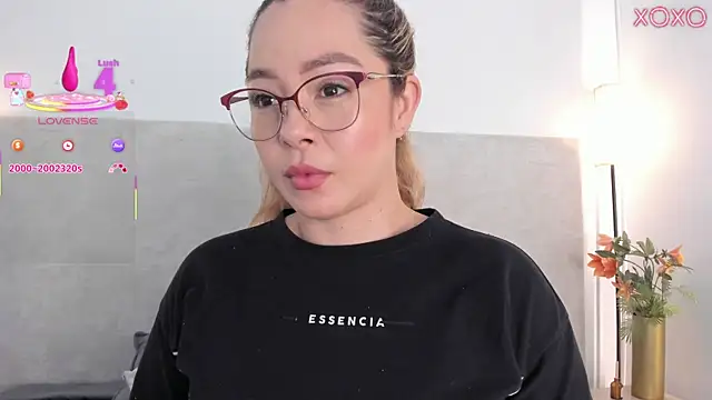 Snapshot of Saori_newman chatting on January 13, 11:59 am Saori newman online show from January 13, 11:59 am