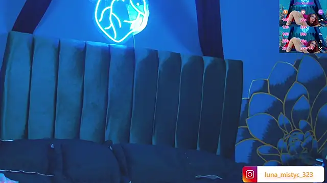 Lunamistyc online show from November 28, 7:49 pm