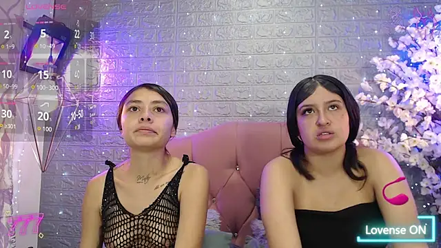  lesbi hard 69 online show from June 18, 2:45 am