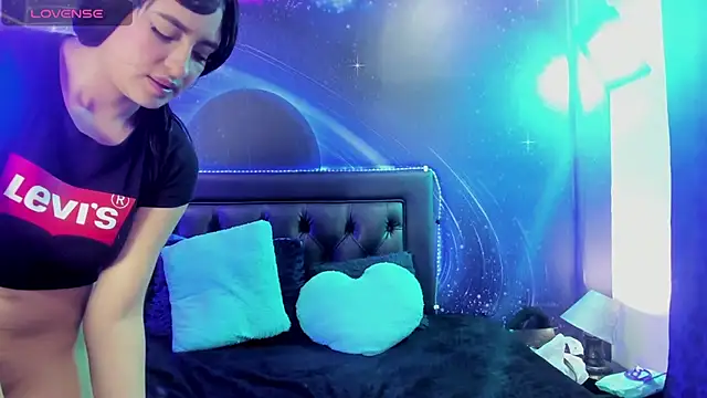  lesbi hard 69 online show from July 31, 3:06 am