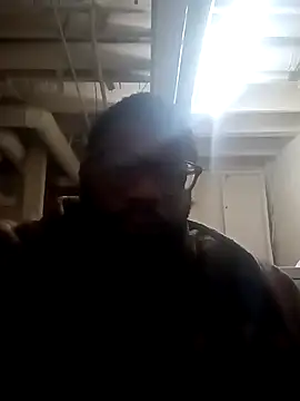 Snapshot of dvaughn3117 chatting on January 8, 2:57 am dvaughn3117 online show from January 8, 2:57 am