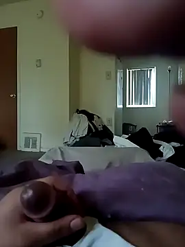 Snapshot of dvaughn3117 chatting on January 30, 4:34 pm dvaughn3117 online show from January 30, 4:34 pm