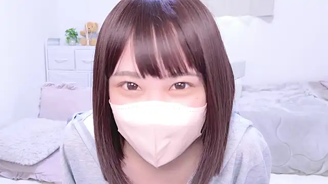 aki zzz online show from March 1, 5:09 am