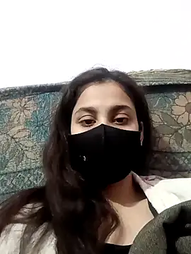 Snapshot of magicmoment00786 chatting on January 24, 4:28 pm magicmoment00786 online show from January 24, 4:28 pm