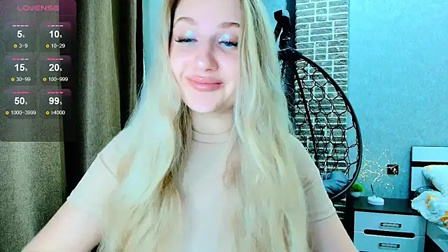 Evacadooo online show from September 13, 7:24 pm