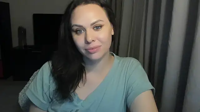 MollyCheiz online show from March 5, 4:47 pm