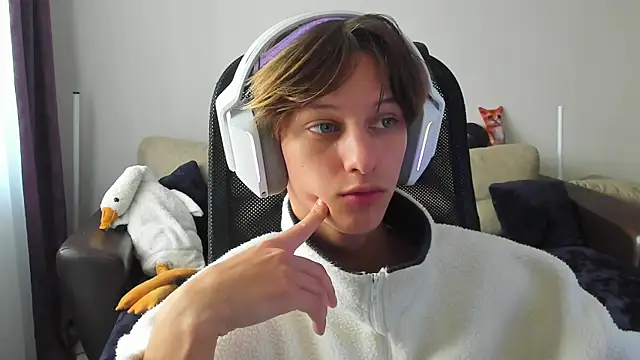 Ostin meow online show from September 14, 8:02 am