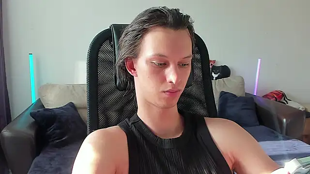 Ostin meow online show from June 28, 12:33 pm