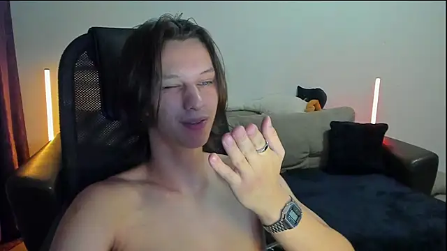 Ostin meow online show from July 28, 5:12 pm