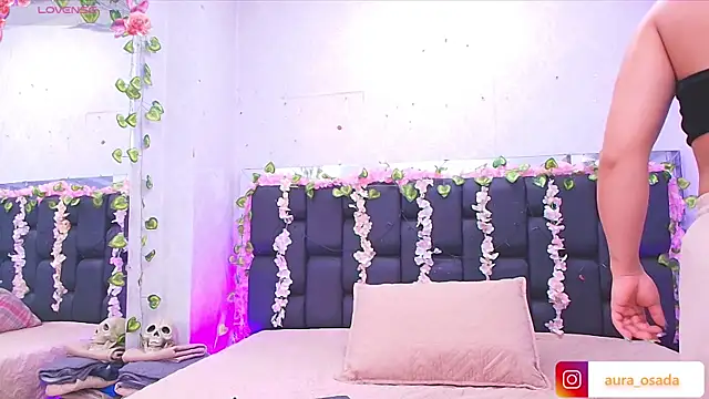 canela oss online show from October 10, 1:32 pm