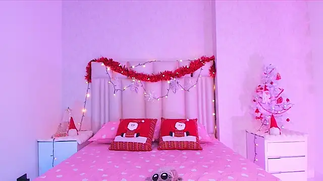 canela oss online show from November 28, 11:57 am