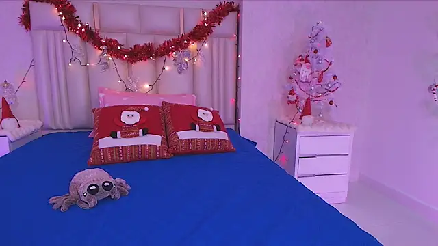 canela oss online show from December 16, 11:59 am