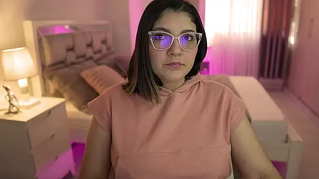 Camilaa bueno online show from December 9, 2:17 pm