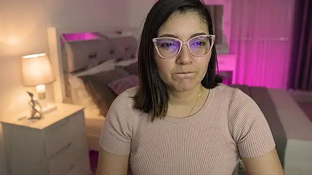 Camilaa bueno online show from January 13, 10:45 pm