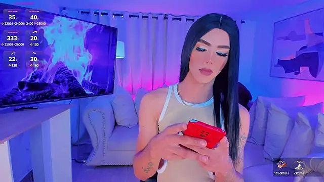 Ashley Reminton online show from December 9, 11:58 am