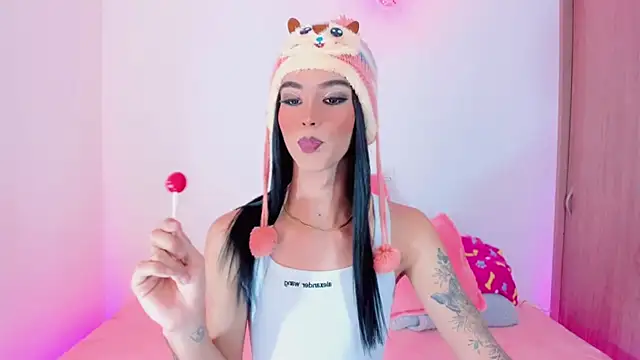 Ashley Reminton online show from March 3, 10:10 pm