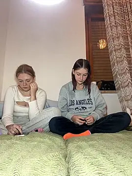 ella grays online show from October 24, 5:53 pm