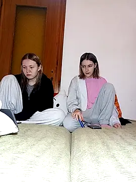 ella grays online show from February 3, 5:07 pm