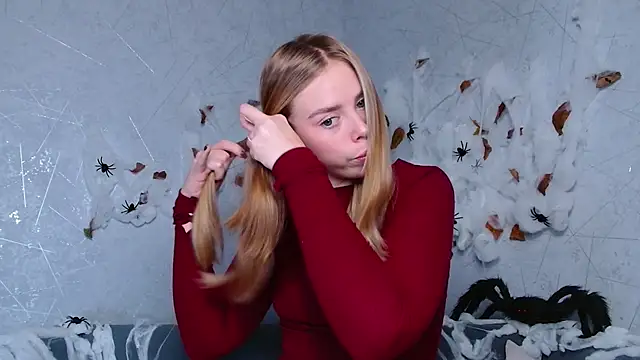 sofiaa here online show from October 30, 12:34 am