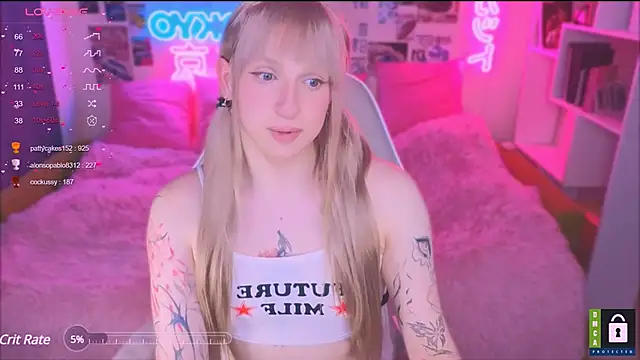 p1nkvenom online show from February 25, 6:09 pm