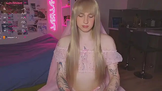 p1nkvenom online show from November 24, 11:32 am