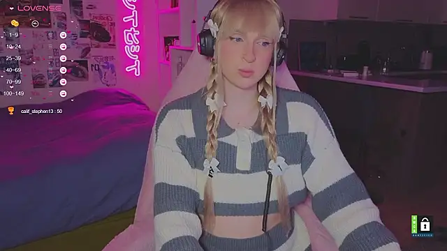 p1nkvenom online show from March 1, 1:24 pm