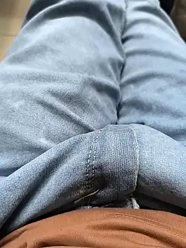 Snapshot of faaseel chatting on February 12, 1:37 pm faaseel online show from February 12, 1:37 pm