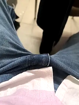 Snapshot of faaseel chatting on February 19, 10:34 am faaseel online show from February 19, 10:34 am