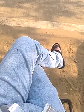 Snapshot of faaseel chatting on February 21, 9:56 am faaseel online show from February 21, 9:56 am