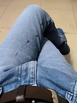 Snapshot of faaseel chatting on March 9, 5:22 am faaseel online show from March 9, 5:22 am