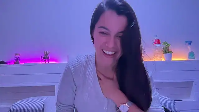Snapshot of AmaraBella69 chatting on January 10, 10:25 pm AmaraBella69 online show from January 10, 10:25 pm