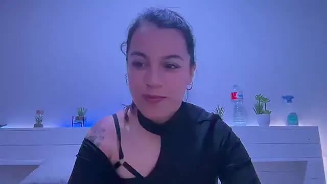 Snapshot of AmaraBella69 chatting on January 23, 10:11 pm AmaraBella69 online show from January 23, 10:11 pm