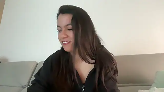 Snapshot of AmaraBella69 chatting on January 31, 8:43 am AmaraBella69 online show from January 31, 8:43 am