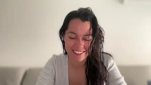 Snapshot of AmaraBella69 chatting on March 13, 10:36 am AmaraBella69 online show from March 13, 10:36 am