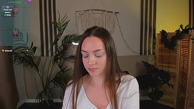 Snapshot of JanettaGrey chatting on January 8, 12:37 pm JanettaGrey online show from January 8, 12:37 pm