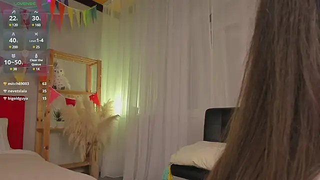 Snapshot of JanettaGrey chatting on January 16, 6:27 pm JanettaGrey online show from January 16, 6:27 pm