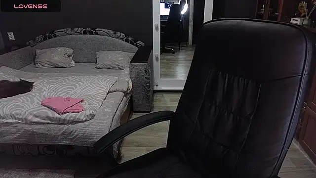 Aria Dl online show from November 8, 11:54 am