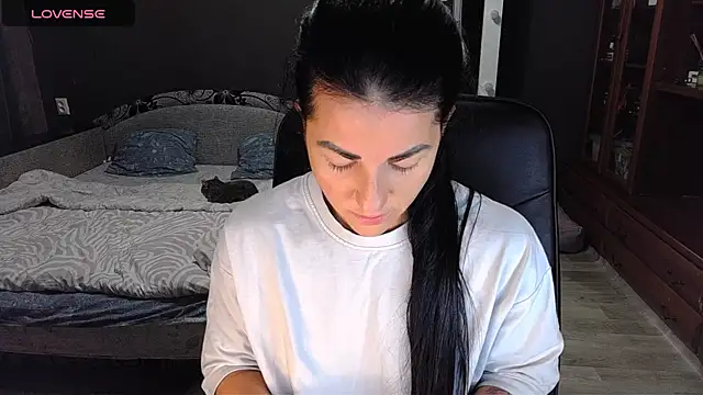 Aria Dl online show from December 1, 11:48 am