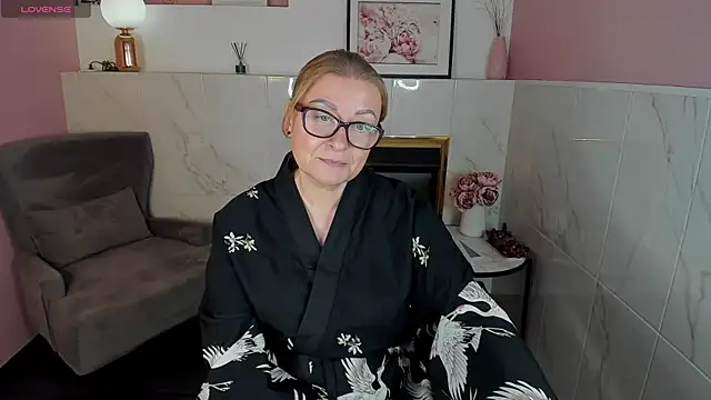 AlexandraKind online show from January 30, 8:31 pm